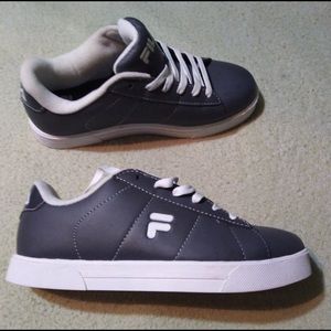 Fila size 10
